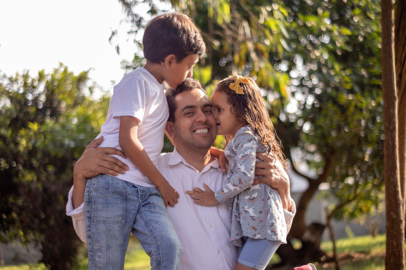 Fotografía de sesión de familia por CineFramas